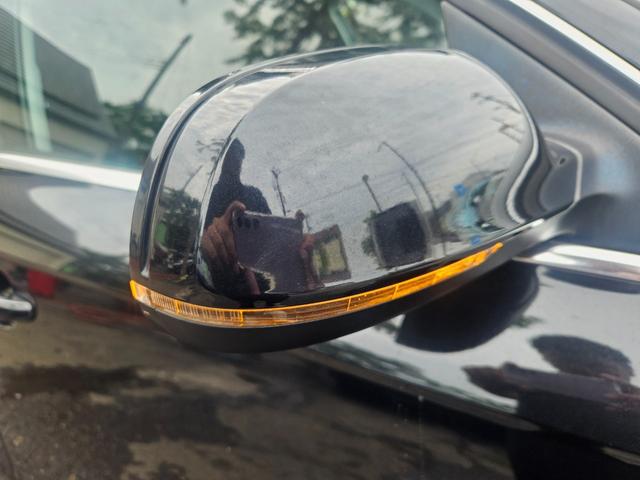 0903532A30260602W00109.jpg