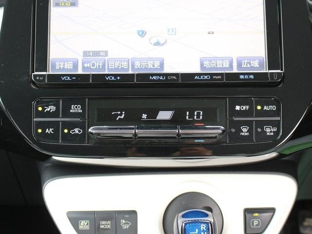 0520046A30251003W00114.jpg