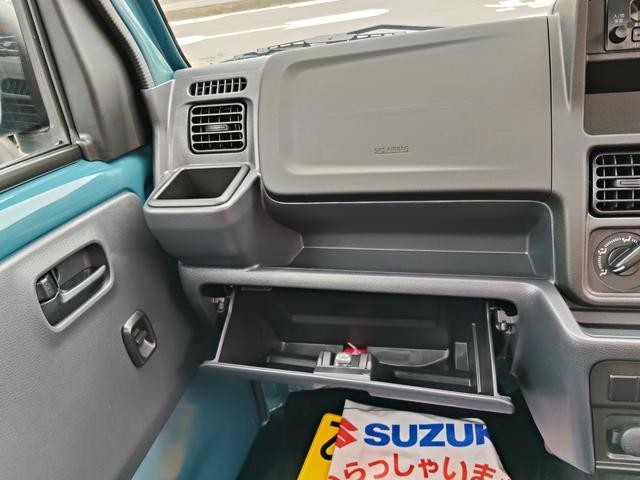 0401984A30260822W00106.jpg