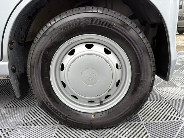 0708821A30260430W00311.jpg