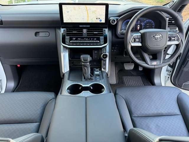 26070939_carP_l_2.jpg