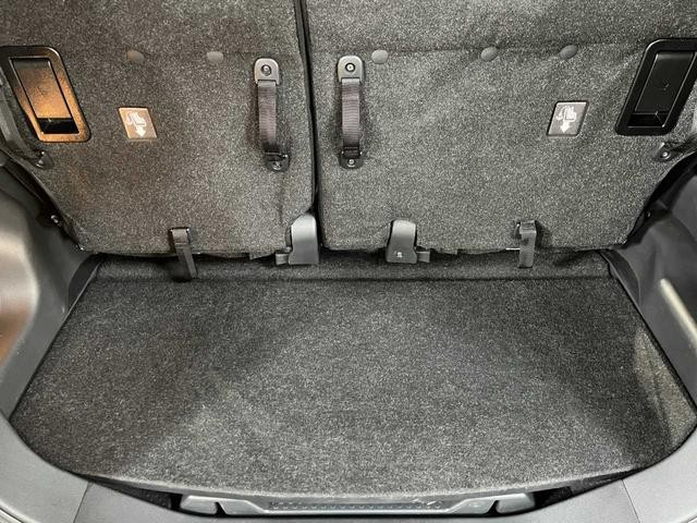 0903821A30260509W00518.jpg