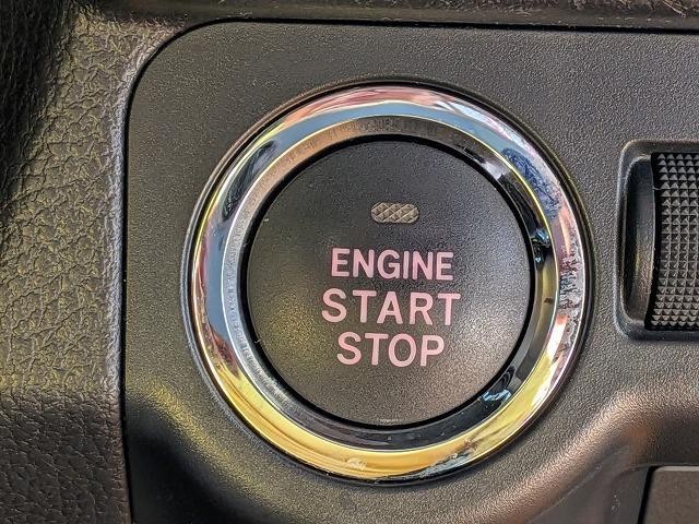 0560069A20260417W00410.jpg