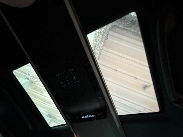 27052345_carP_l_15.jpg