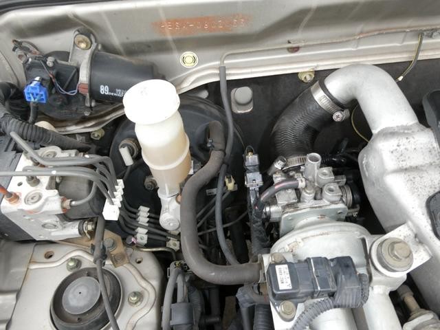 0403642A30260902W00213.jpg