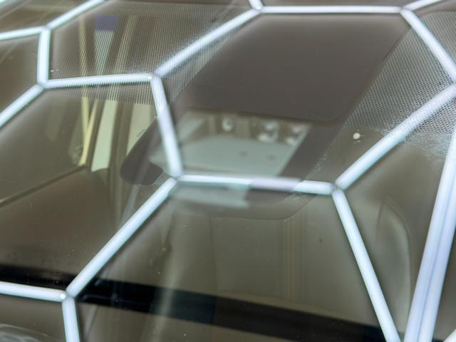 0510949A30260421W00214.jpg