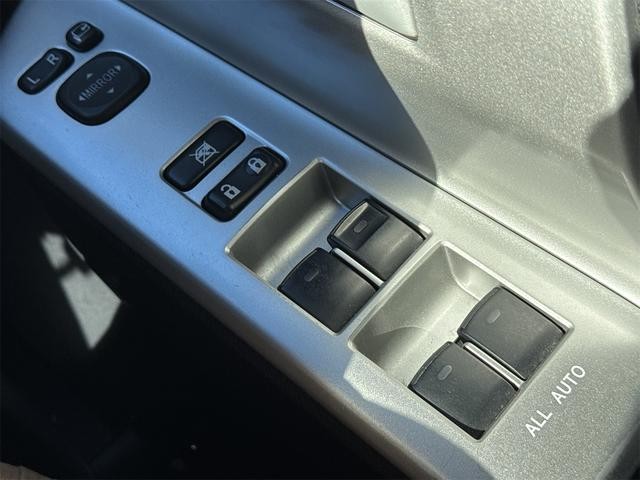 0904294A30260929W00411.jpg
