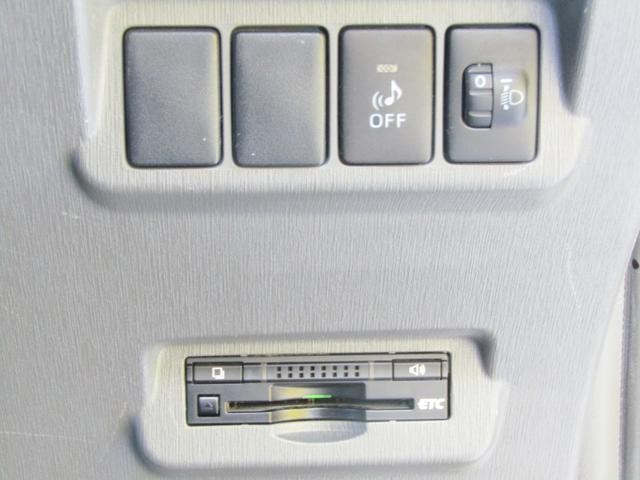 0530123A30260721W00917.jpg