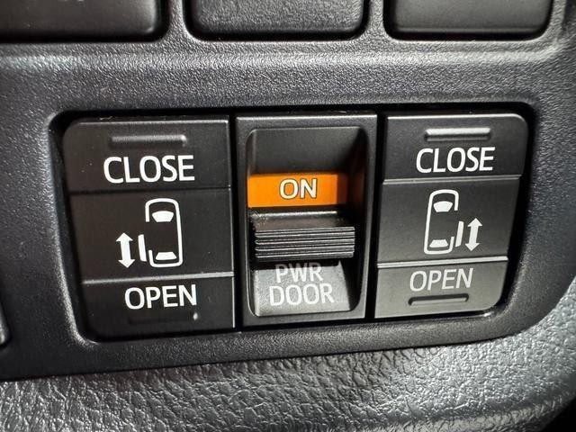 26078827_carP_l_18.jpg
