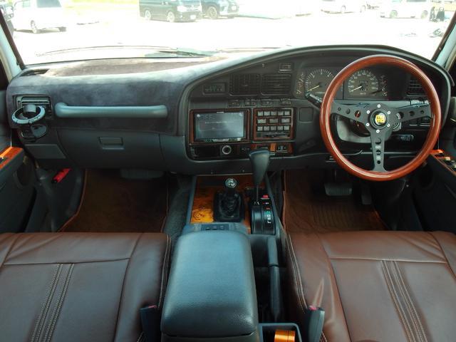0404625A30260621W00506.jpg