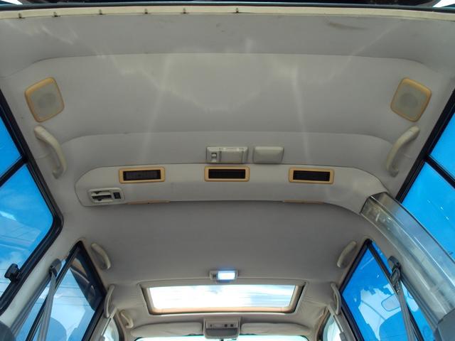 0404625A30260621W00514.jpg