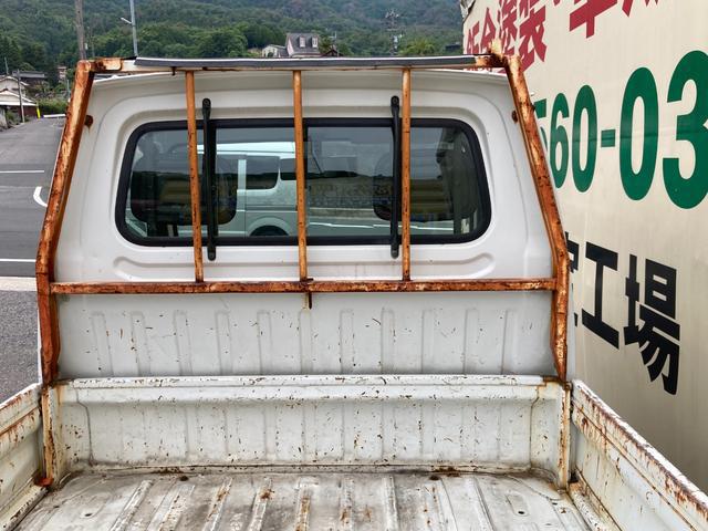 1002468A30260613W00218.jpg