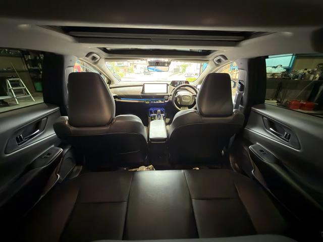 0602425A30260515W00117.jpg