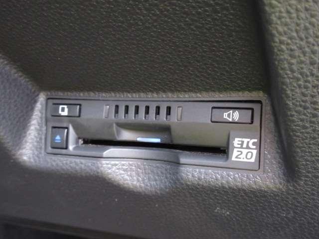 0401683A30260805W00112.jpg