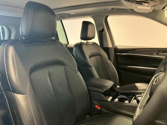 25056745_carP_l_5.jpg
