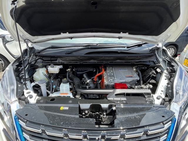 0551626A30260523W00118.jpg