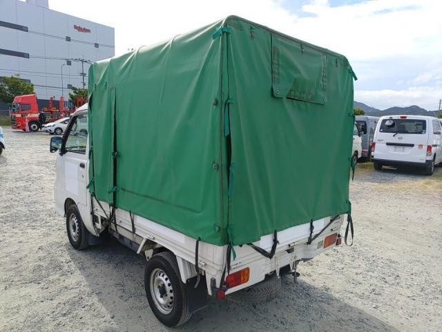 25957072_carP_l_10.jpg