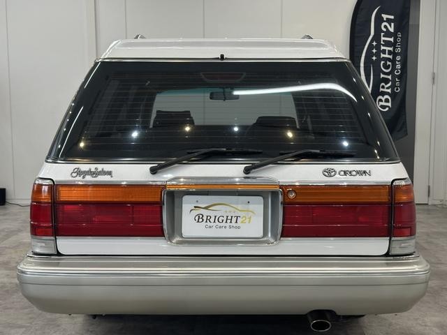 0508703A30260826W00118.jpg
