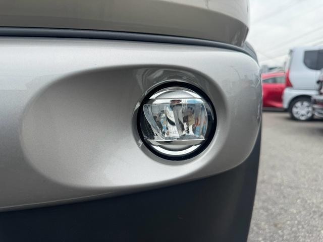 1010518A30261016W00116.jpg