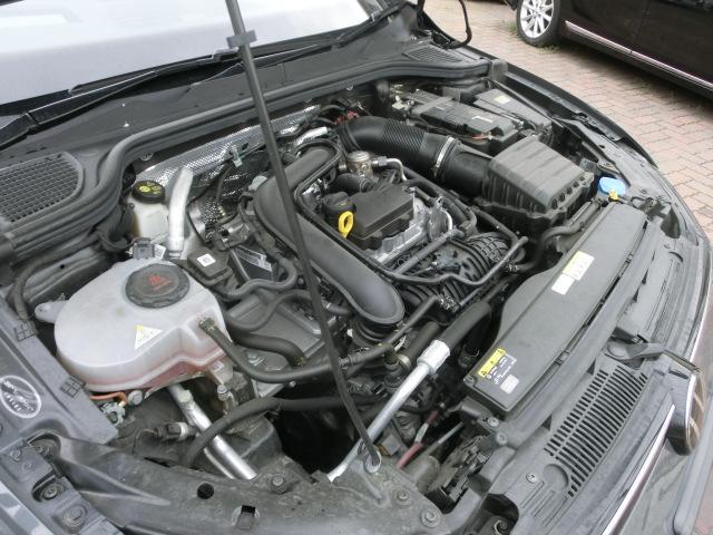 0703477A30260423W00318.jpg