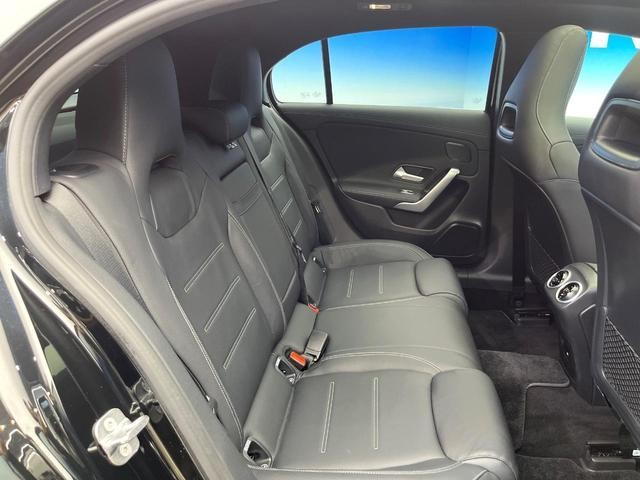 26105758_carP_l_2.jpg