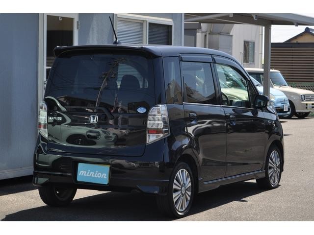 0208903A30260710W00204.jpg