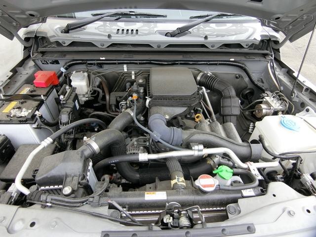 1001682A30261024W00316.jpg