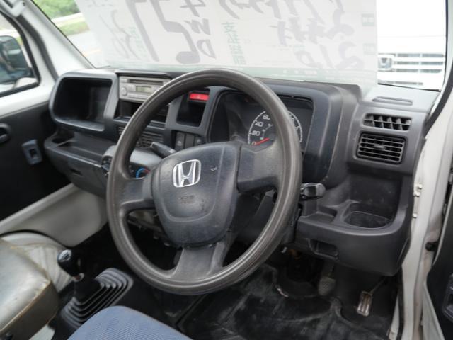 0803389A30260520W00409.jpg