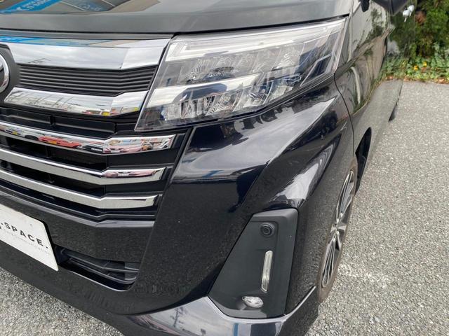 0709170A30260422W00215.jpg