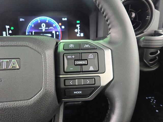0230024A30260706W00307.jpg