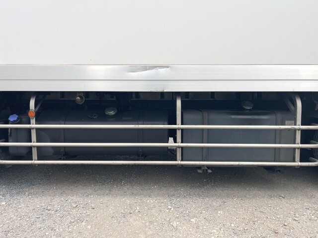 99082_20.jpg