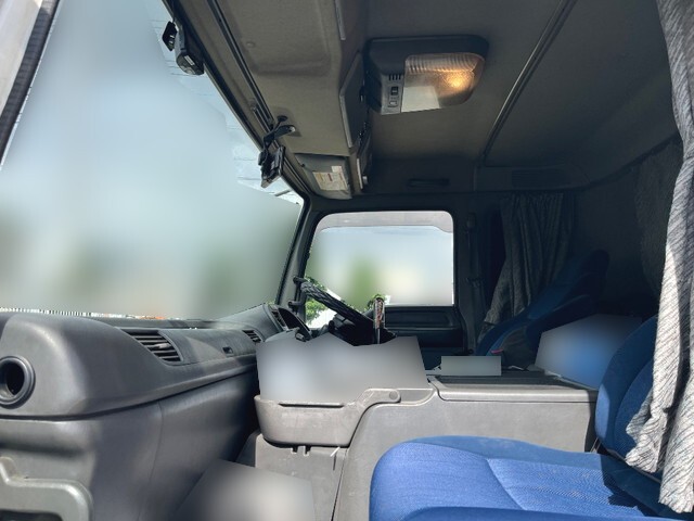 99082_30.jpg