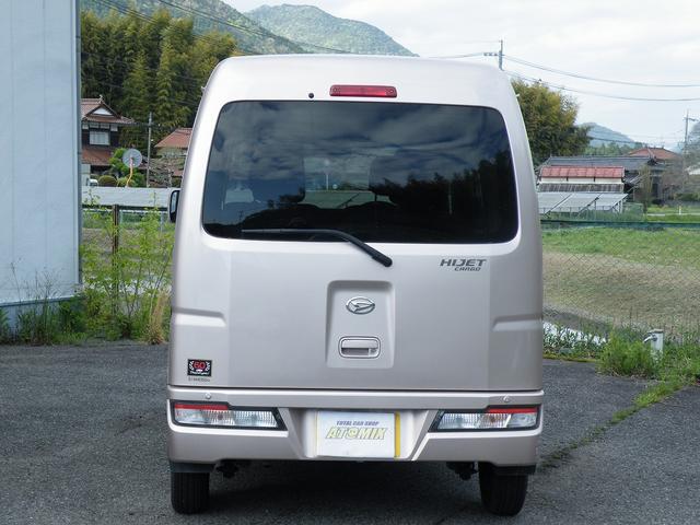 1001999A30260526W00202.jpg