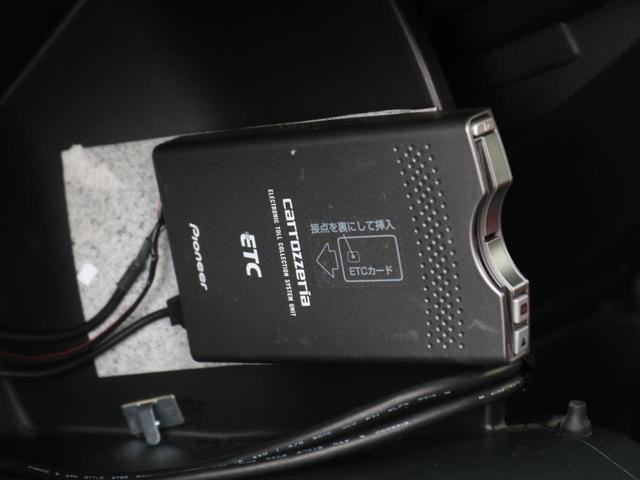 0509625A30260727W00814.jpg
