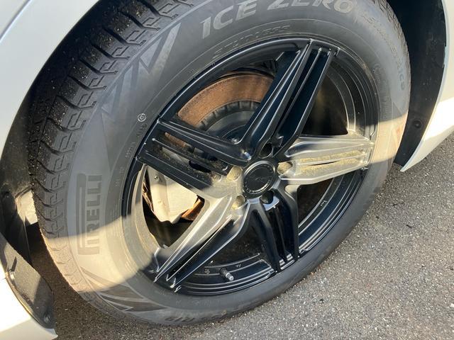 1157266A30260421W00107.jpg