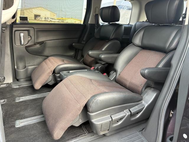 0403341A30260722W00109.jpg