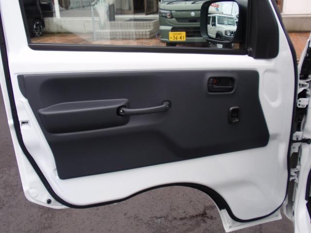25058614_carP_l_9.jpg