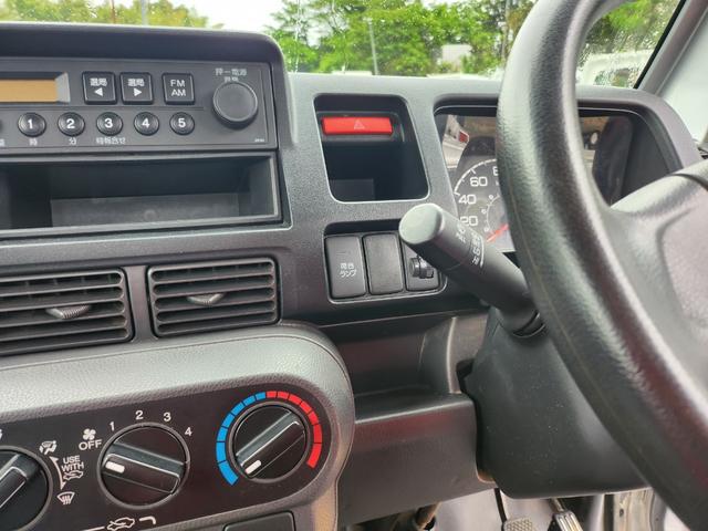 0804442A30260430W00218.jpg
