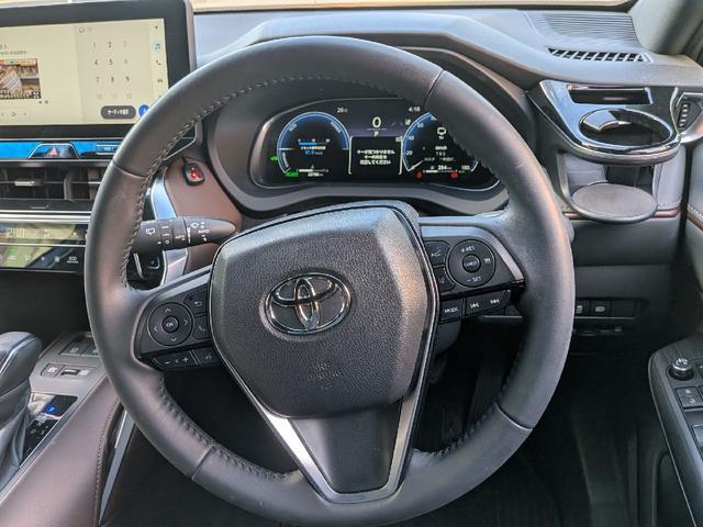 0520549A30260512W00115.jpg