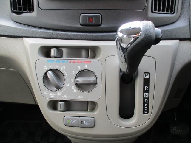 0200974A30260720W00111.jpg