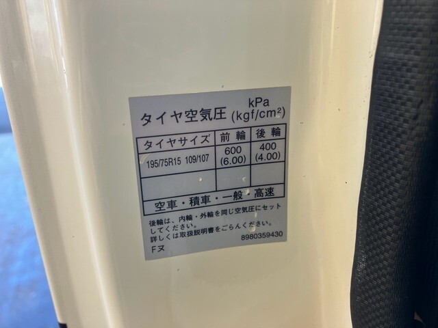 99084_19.jpg
