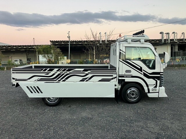 99084_6.jpg
