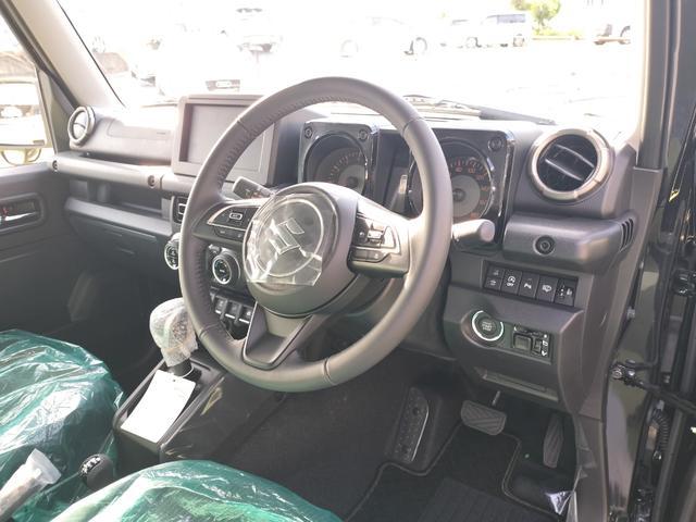 0541576A30260519W00118.jpg
