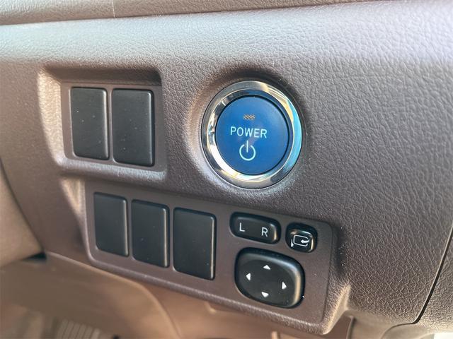 0200410A30260214W00109.jpg