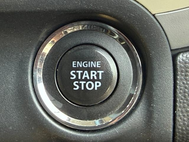 0702666A30260729W00304.jpg