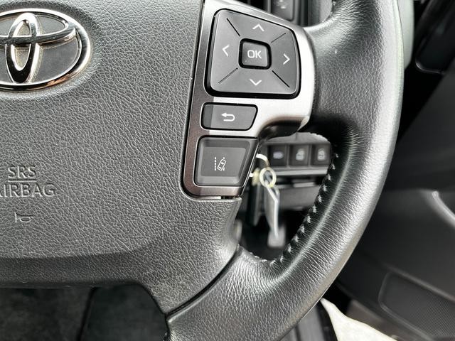 0500199A20260616W00215.jpg