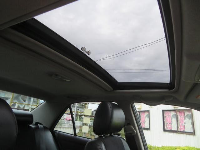 0500021A30261025W00317.jpg