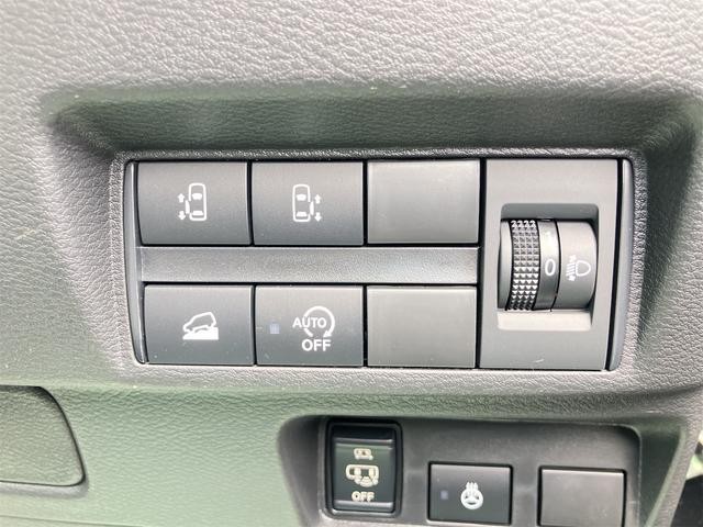 0403501A30260805W00104.jpg