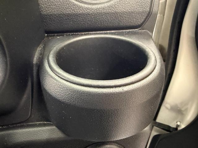 0300353A30260610W00107.jpg