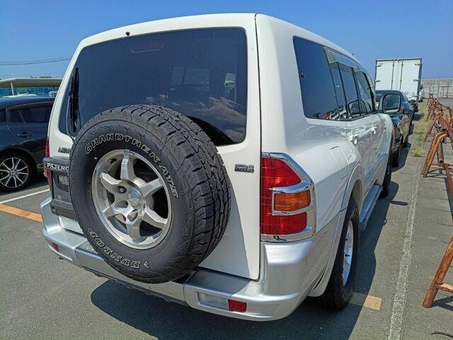 26078906_carP_l_10.jpg